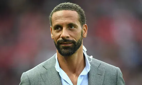 Chúc mừng Man City ăn 3, Ferdinand bị sao trẻ MU chỉ trích là 'kẻ 2 mặt'