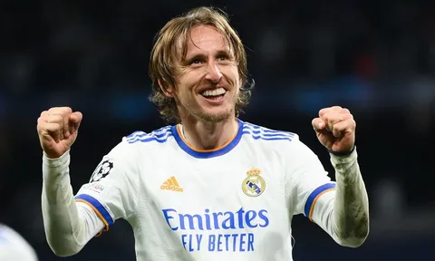 Được đồn là đến Saudi Arabia, Modric có động thái bất ngờ