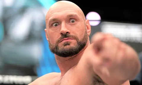 'Vua giang hồ' Fury muốn đấu Jon Jones và Ngannou cùng 1 đêm