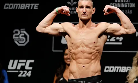 Kết quả UFC on ESPN 48: “Tarzan điên” Sean Strickland hạ knock-out Abus Magomedov, giành chiến thắng thứ 6 liên tiếp
