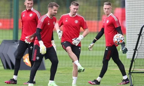 Không phải Maguire, MU để cái tên bất ngờ đeo băng đội trưởng đấu với Leeds