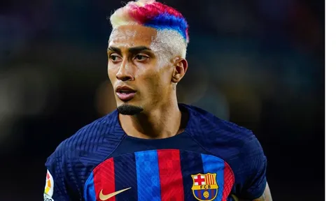 Mahrez đến Ả Rập, Man City ngay lập tức nhắm ngôi sao Barca thay thế