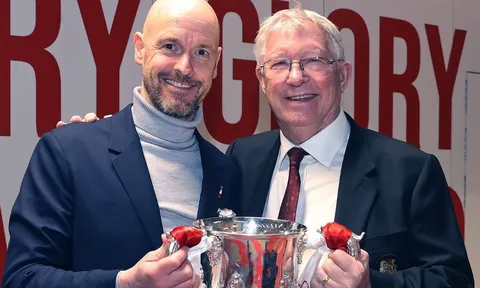 Erik ten Hag mang hình bóng ‘máy sấy tóc’ Sir Alex Ferguson