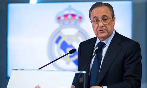 Chủ tịch Perez ra phán quyết, sao hàng đầu Real hết cơ hội tại Bernabeu