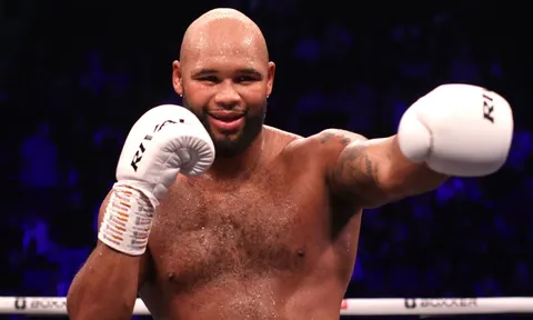 Frazer Clarke cảnh báo Tyson Fury không được xem thường Francis Ngannou