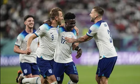 Kệ chấn thương, tuyển Anh đón Ballon d'Or tương lai tập trung cho Euro 2024