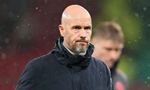 Tìm ra lý do, Ten Hag chỉ đích danh người có lỗi trong thất bại tủi hổ của MU