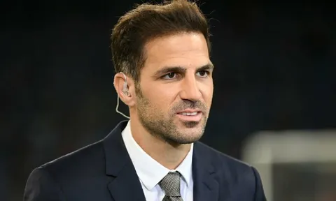CHÍNH THỨC: Cesc Fabregas trở thành HLV câu lạc bộ không ai ngờ