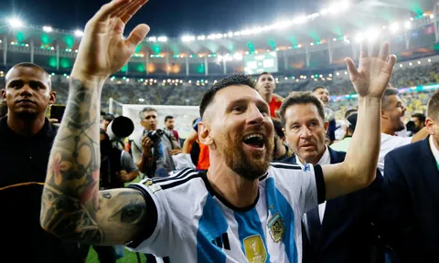 Messi phẫn nộ: 'Cảnh sát đã đánh gia đình chúng tôi'