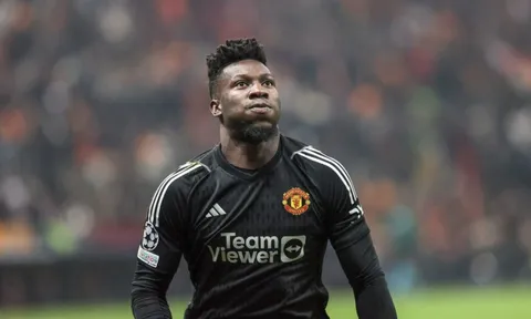 Thủng lưới liên tiếp, MU 'nhặt' luôn kỷ lục tồi tệ nhất lịch sử Champions League