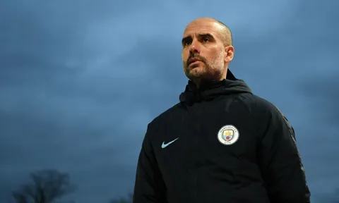 Pep Guardiola 'bịt miệng' những chuyên gia chỉ trích mình cực đỉnh