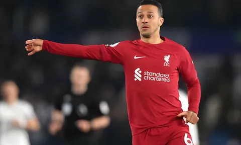 Số tiền Thiago kiếm được tại Liverpool dù không đá khiến NHM ngã ngửa