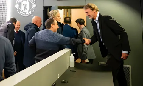 Jim Ratcliffe sẽ giúp Man Utd kiếm về hơn 100 triệu Bảng từ phiên chợ 2024