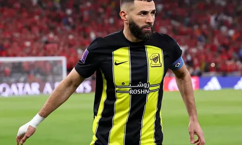 XONG: Ngã ngũ vụ Benzema rời Ả Rập để trở lại khoác áo CLB vĩ đại