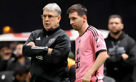 CĐV đưa Messi lên 'bàn tế' sau thất bại thảm hại của Inter Miami