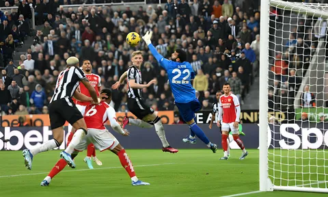 Arsenal thắng đậm đà tại vòng 26 Ngoại hạng Anh