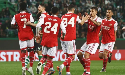 Arsenal không được thi đấu gần 1 tháng
