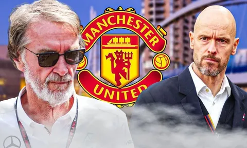 Cuộc gọi định mệnh, Erik Ten Hag mất việc trong 'một nốt nhạc'