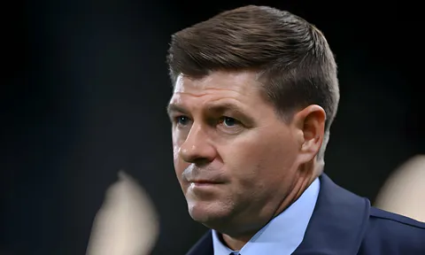 Steven Gerrard trở lại Liverpool với vai trò bất ngờ