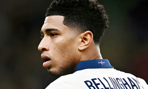 Jude Bellingham tát đối thủ khi ngôi sao Brazil ghi bàn tại Wembley