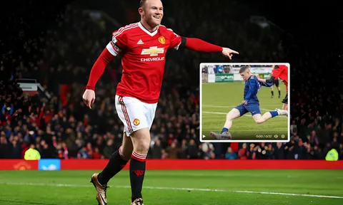 Tại MU, con trai Wayne Rooney khiến CĐV 'phát sốt' vì kỹ năng đỉnh cao