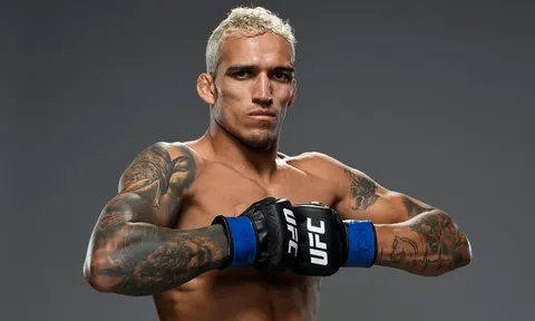 Charles Oliveira lên tiếng sau thất bại mới nhất tại UFC 300