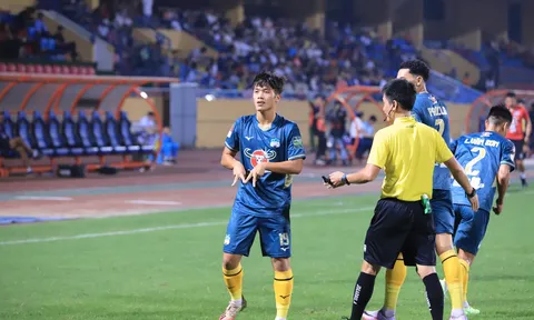 Sao U23 Việt Nam tỏa sáng, HAGL nhấn chìm Viettel ngay tại Hàng Đẫy