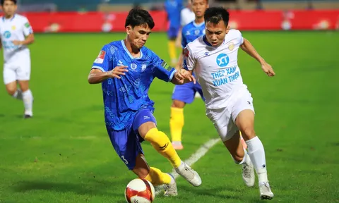 Thoát thua may mắn, Nam Định tạm thời dẫn đầu V-League