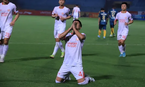 Bị HAGL xử đẹp, Viettel tiếp tục gặp thêm khó khăn ở V-League