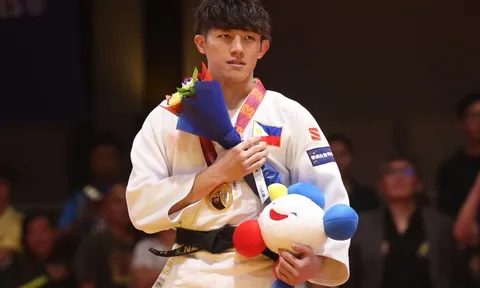 Quyết giành vàng SEA Games, Campuchia nhập tịch 2 sao Ukraine