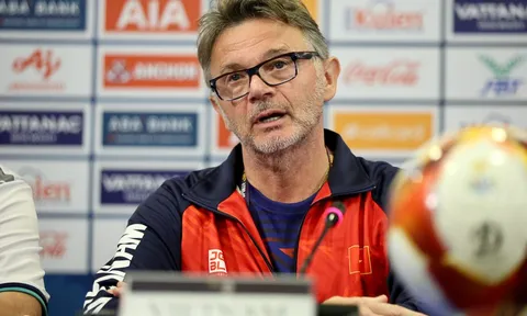 Cánh tay phải của Troussier ở U22 Việt Nam đi 'điều tra' Thái Lan