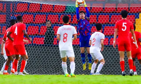U22 Việt Nam thiết lập kỷ lục SEA Games sau bàn phản lưới nhà