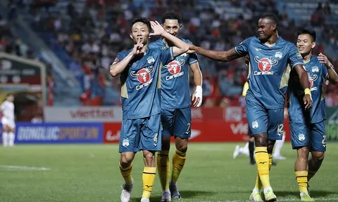 Lịch thi đấu bóng đá hôm nay 19/5: V-League trở lại sau SEA Games