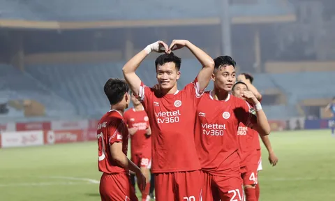 Tiền vệ số 1 Việt Nam được khen hết lời, là ngôi sao đa năng bậc nhất