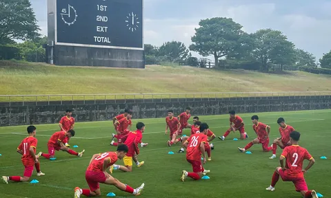 VIDEO: U17 Việt Nam hăng say tập luyện, sẵn sàng chạm trán đội Nhật Bản