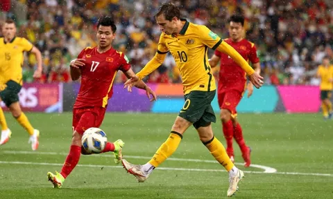 ĐT Việt Nam chốt quân xanh vừa đá World Cup cho HLV Troussier