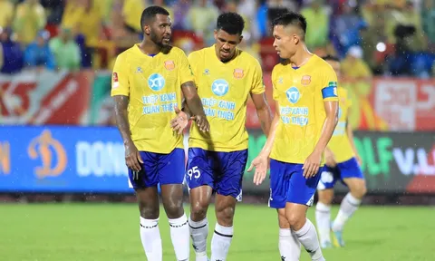 Chiêu mộ Coutinho, CLB Nam Định vươn lên top 1 V-League