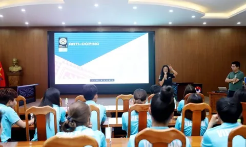 VIDEO: FIFA trang bị từ A đến Z cho ĐT Việt Nam trước World Cup