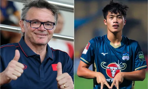 ĐT Việt Nam hội quân trước thềm SEA Games: HLV Troussier bất ngờ có hành động 'ưu ái' sao trẻ HAGL