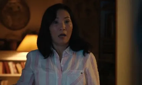 CĐM khen ngợi ‘nức nở’ khi diễn viên Hồng Đào bùng nổ diễn xuất trong phim của Netflix