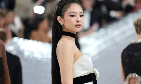 Xuất hiện lần đầu tại Met Gala, Jennie lọt Top sao mặc đẹp nhất, ngang hàng với dàn sao Hollywood