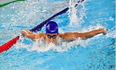 'Thần đồng' 14 tuổi của Việt Nam vào chung kết bơi SEA Games 32