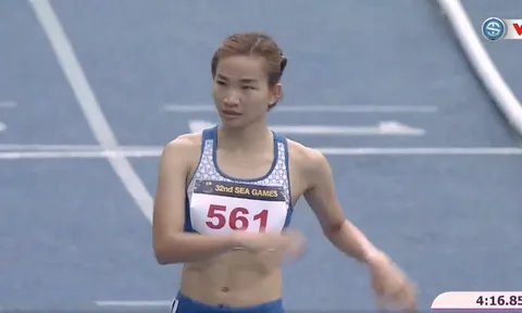 VIDEO: Nguyễn Thị Oanh khiến đối thủ ‘hít khói’, giành HCV 1500m SEA Games 32
