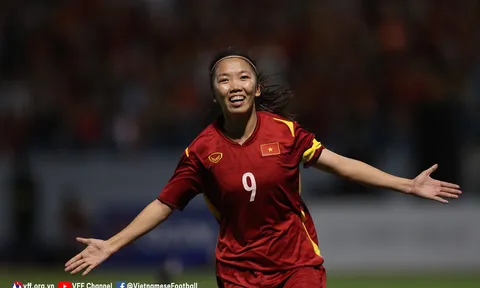 Huỳnh Như không cùng ĐT nữ Việt Nam sang Đức