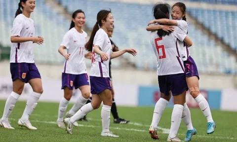 Trung Quốc thắng 5-0, gửi 'chiến thư' đến Việt Nam ở giải châu Á