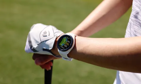 Ra mắt đồng hồ thông minh chuyên dùng cho các golfer