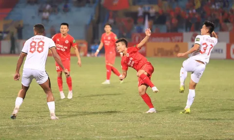 Quang Hải nỗ lực, CAHN vẫn nhọc nhằn trên đường đua vô địch V-League