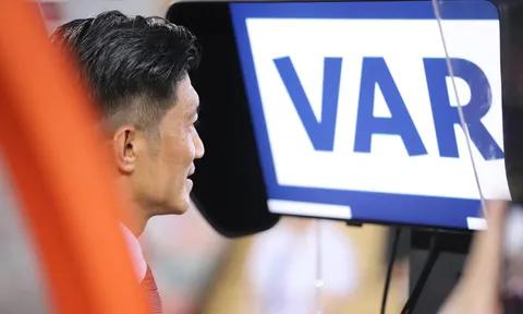Trợ lý Hà Tĩnh: 'VAR khiến trận đấu bị gián đoạn'