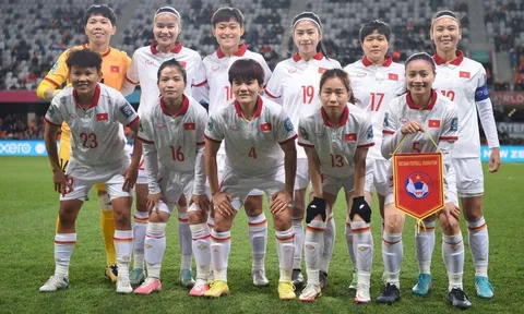 2 tuyển thủ Việt Nam được FIFA xin trang phục thi đấu để lưu niệm