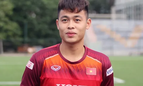 Tân binh ĐT Việt Nam chia sẻ bất ngờ về Văn Toàn
